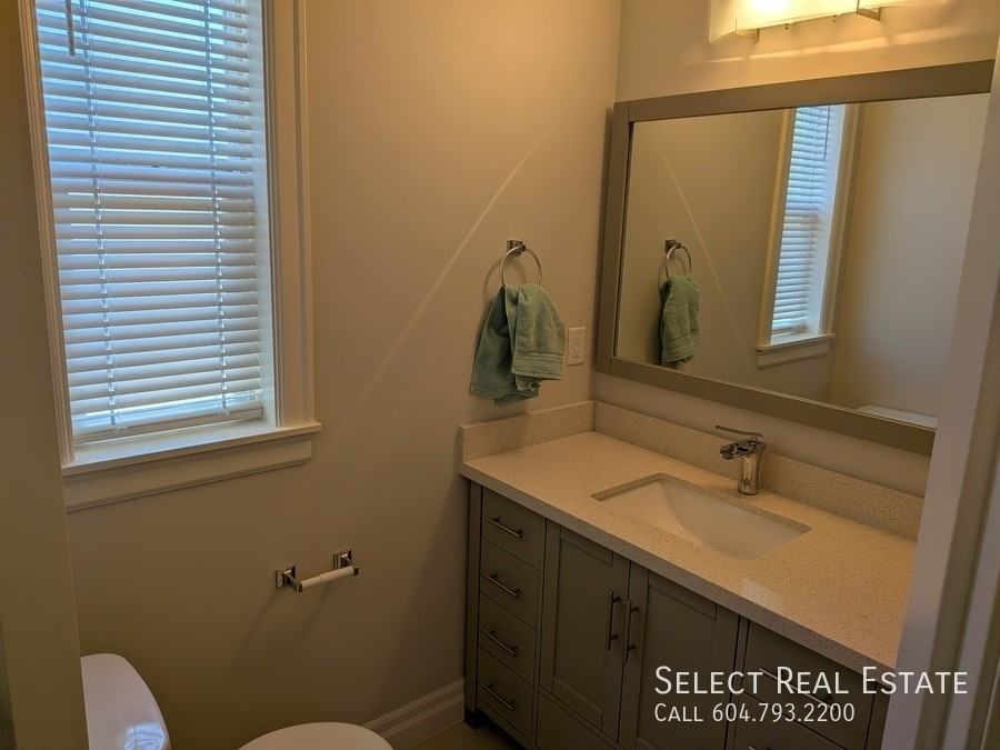 6026 Lindeman St #113 - Photo 3 of 35