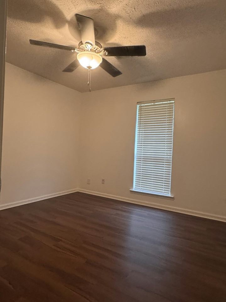 6207 Whitewater Court - Photo 2 of 3