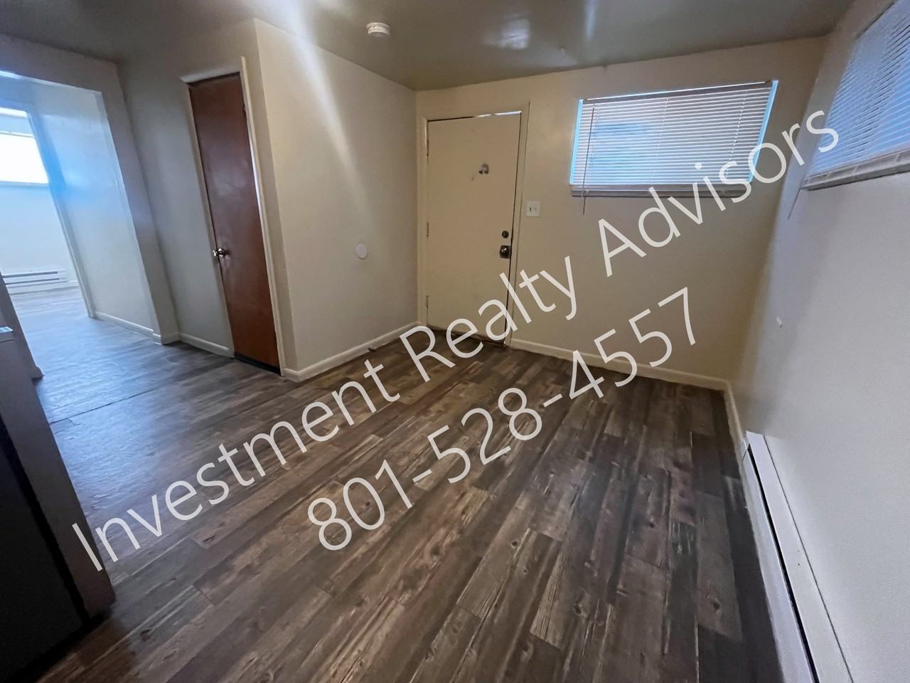 1133 W Arapahoe Ave #B - Photo 3 of 8