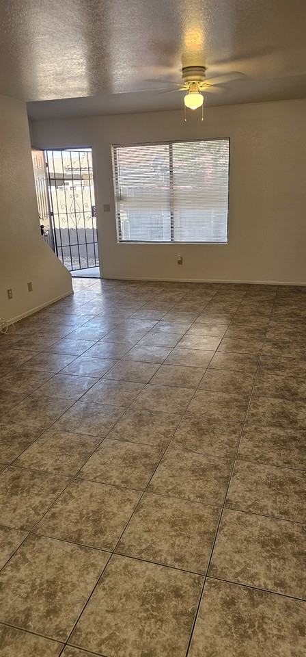 6148 E Greenway St #3 - Photo 2 of 8