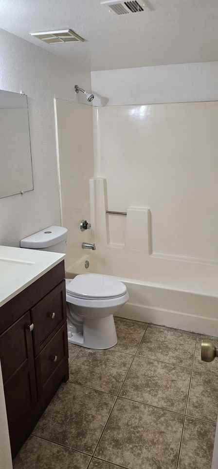 6148 E Greenway St #3 - Photo 5 of 8