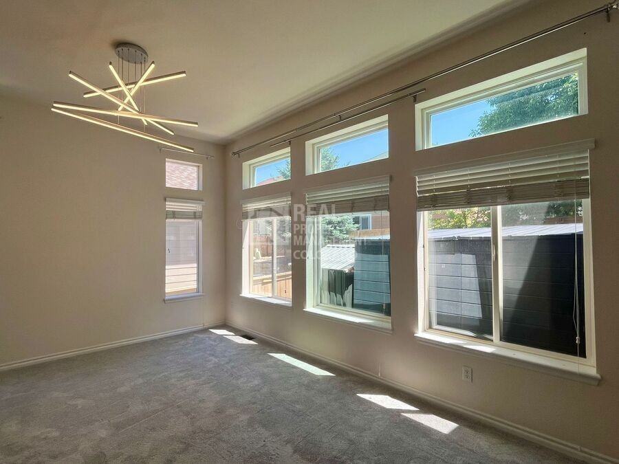 10590 Pearlwood Cir - Photo 3 of 16