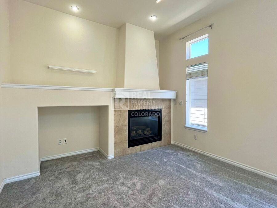 10590 Pearlwood Cir - Photo 4 of 16
