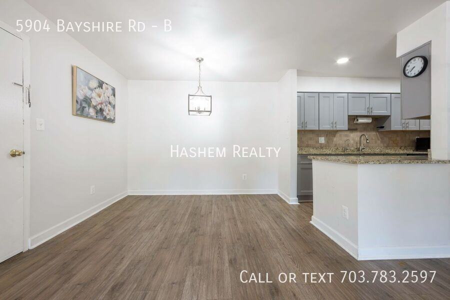 5904 Bayshire Rd #B - Photo 6 of 16