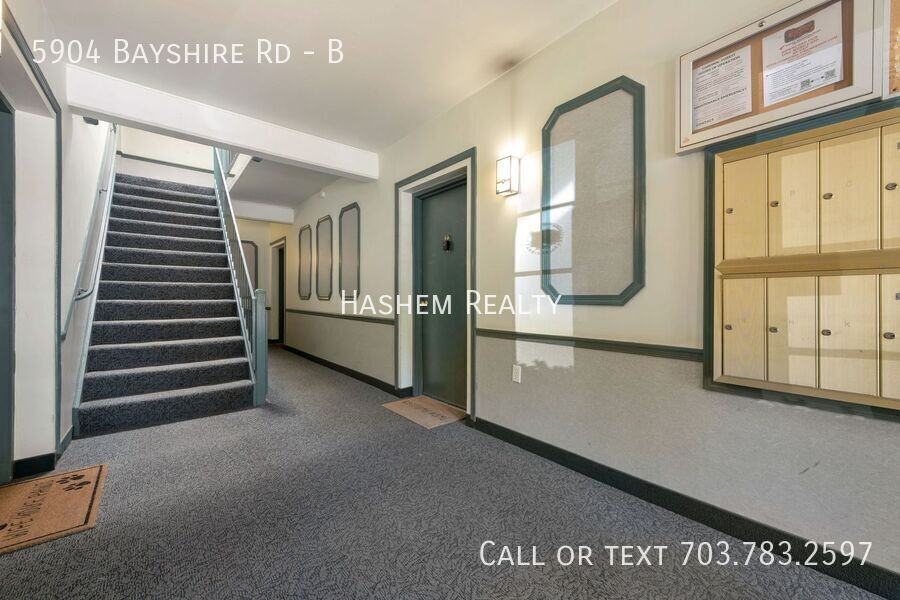 5904 Bayshire Rd #B - Photo 7 of 16