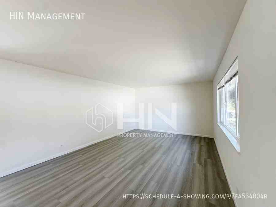 3297 Woody Ln - Photo 7 of 16