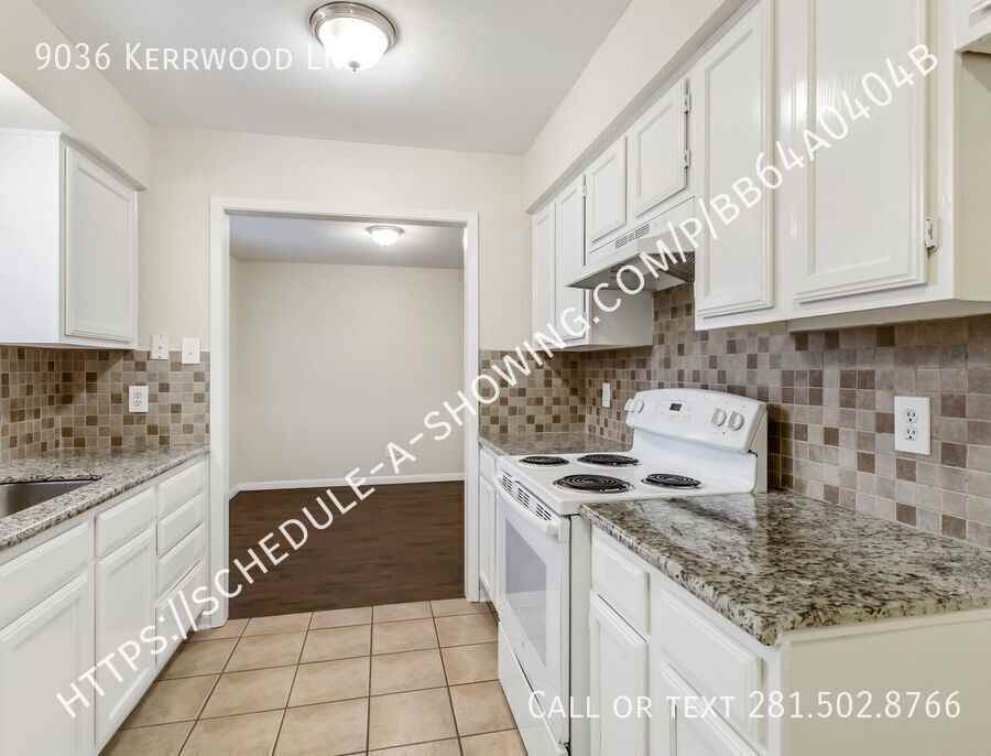 9036 Kerrwood Ln - Photo 2 of 17