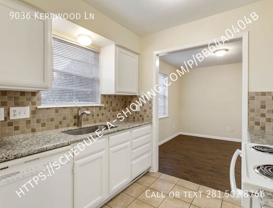 9036 Kerrwood Ln - Photo 3 of 17