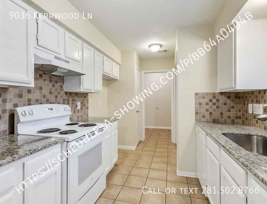 9036 Kerrwood Ln - Photo 4 of 17