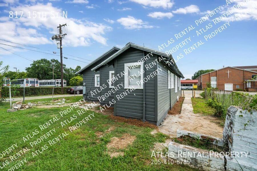 817 15th St N - Photo 4 of 24