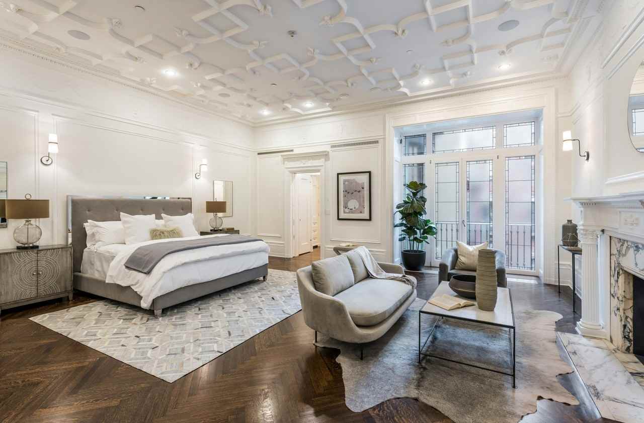 15 W 68th St - Photo 5 of 8