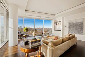 featured image of 165 Charles St #9