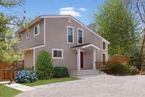 featured image of 13 Diane Dr