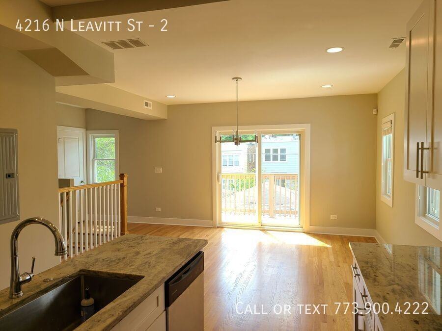 4216 N Leavitt St #2 - Photo 7 of 24