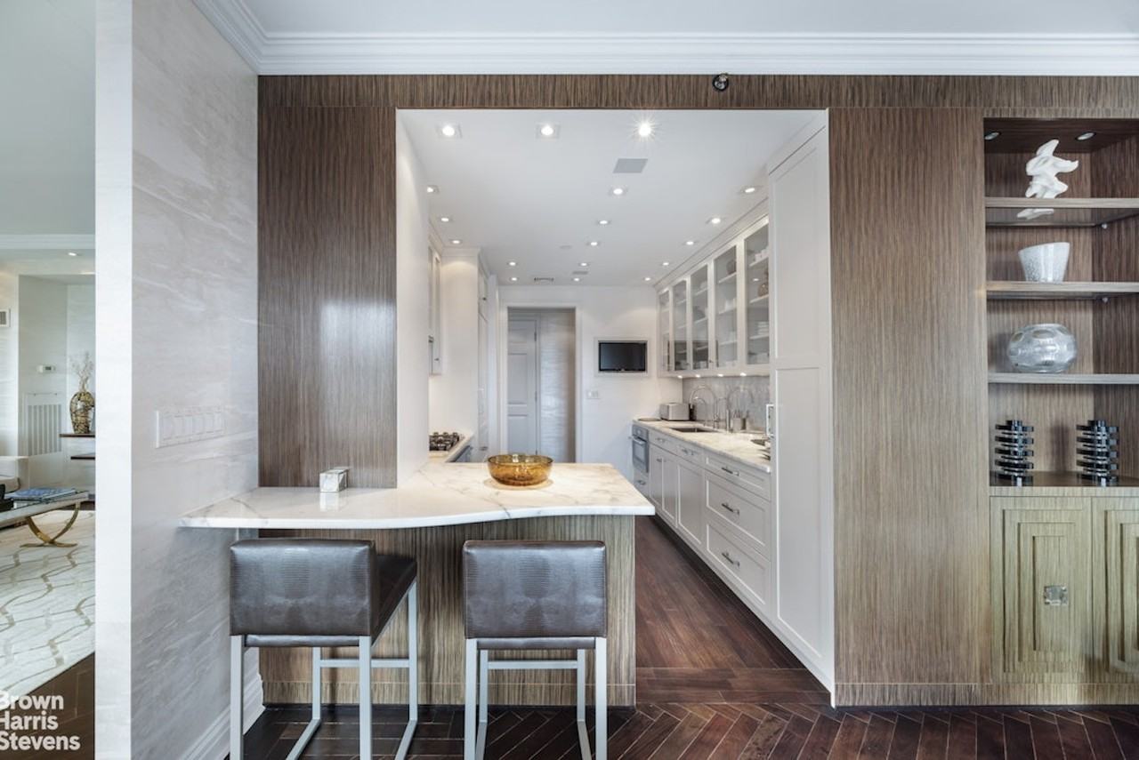 15 W 63rd St #20B - Photo 4 of 12