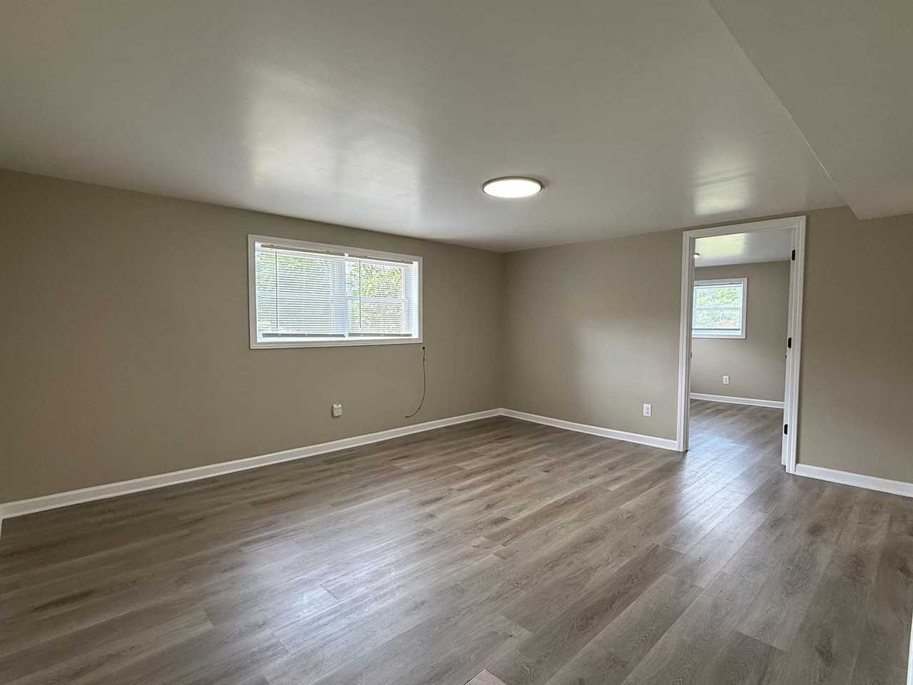 2903 S Greenwood Dr - Photo 3 of 14