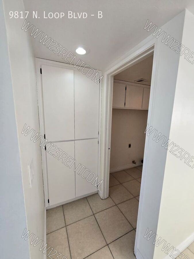 9817 N Loop Blvd #B - Photo 4 of 16