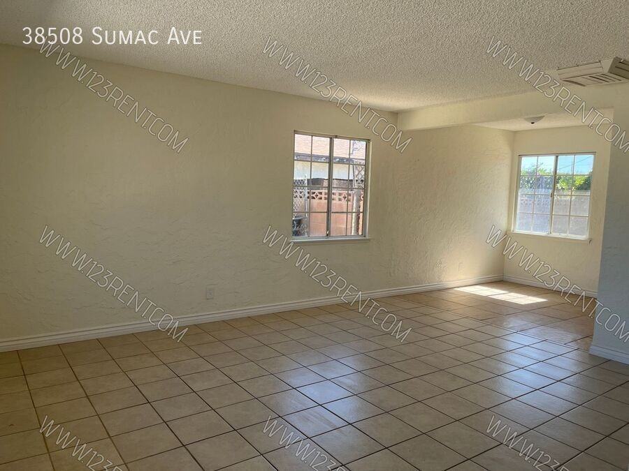 38508 Sumac Ave - Photo 5 of 20