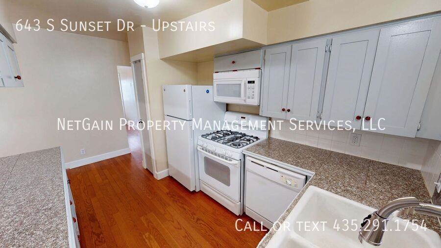 643 S Sunset Dr - Photo 6 of 23