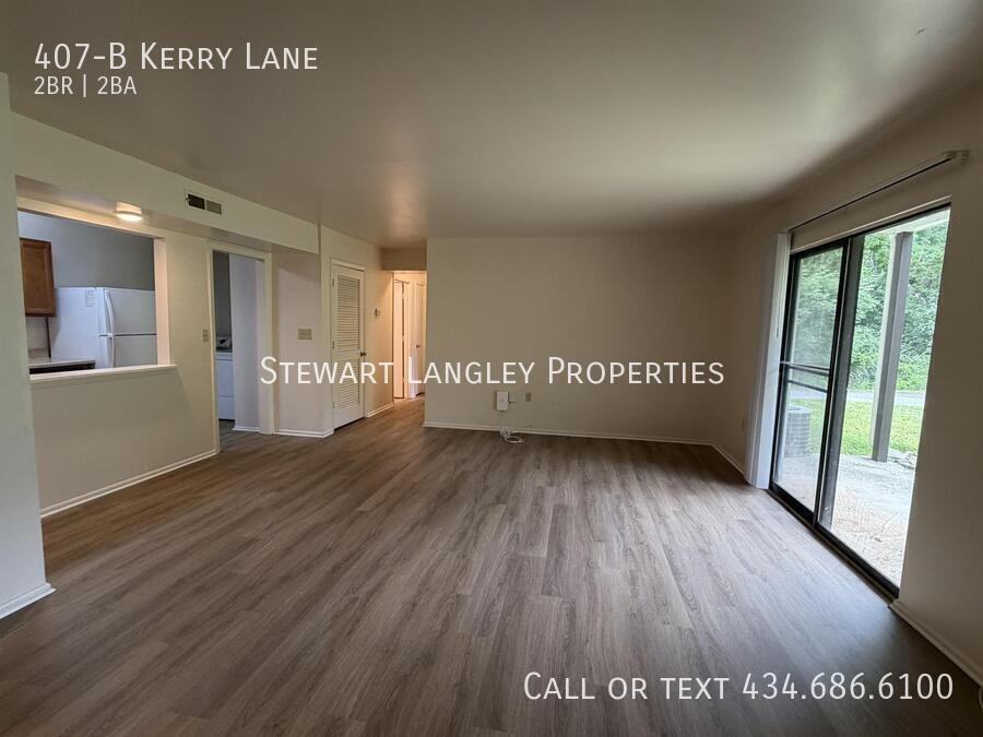 407 Kerry Ln Apt B - Photo 3 of 27