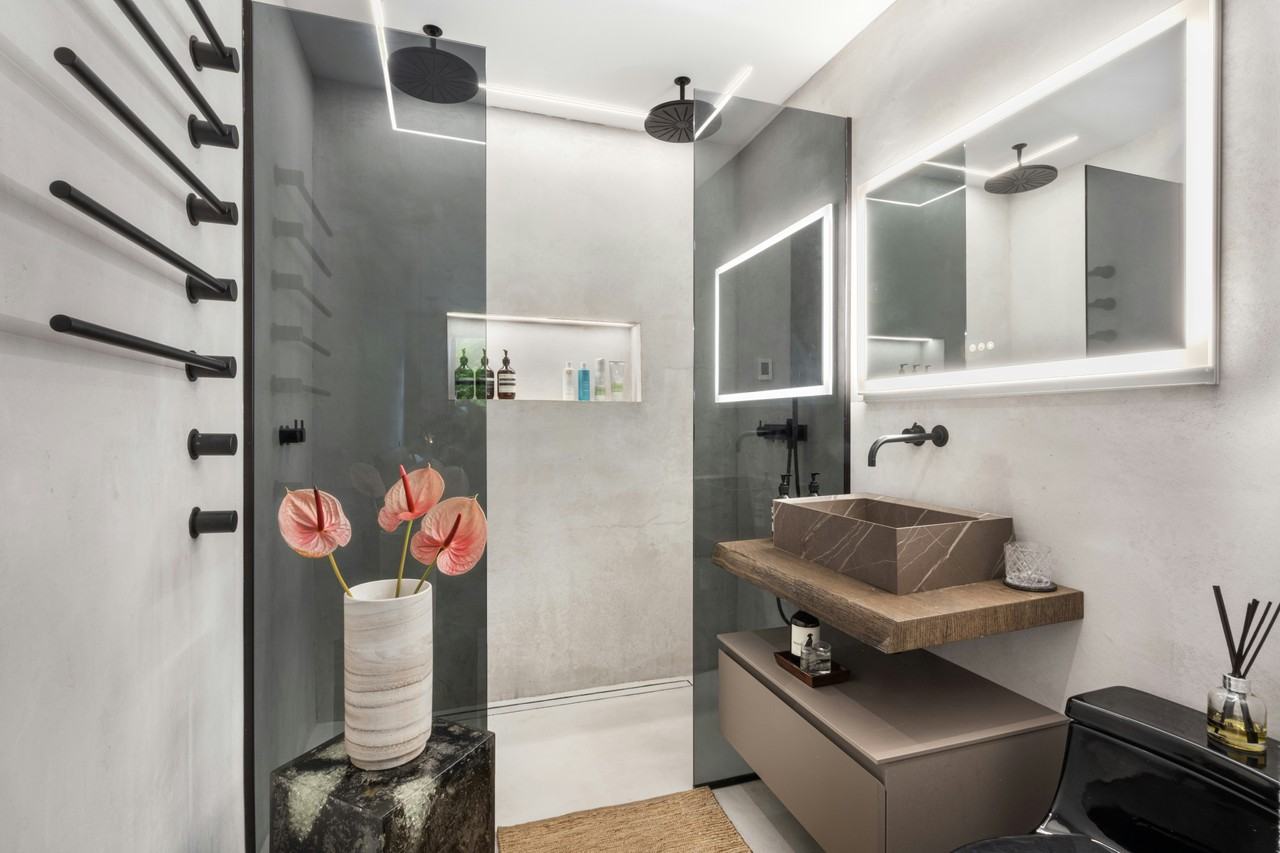 176 Mulberry St #3 - Photo 6 of 8