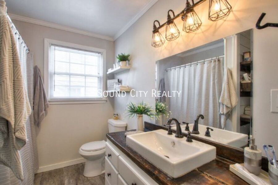 103 Cherokee Rd #B - Photo 7 of 32