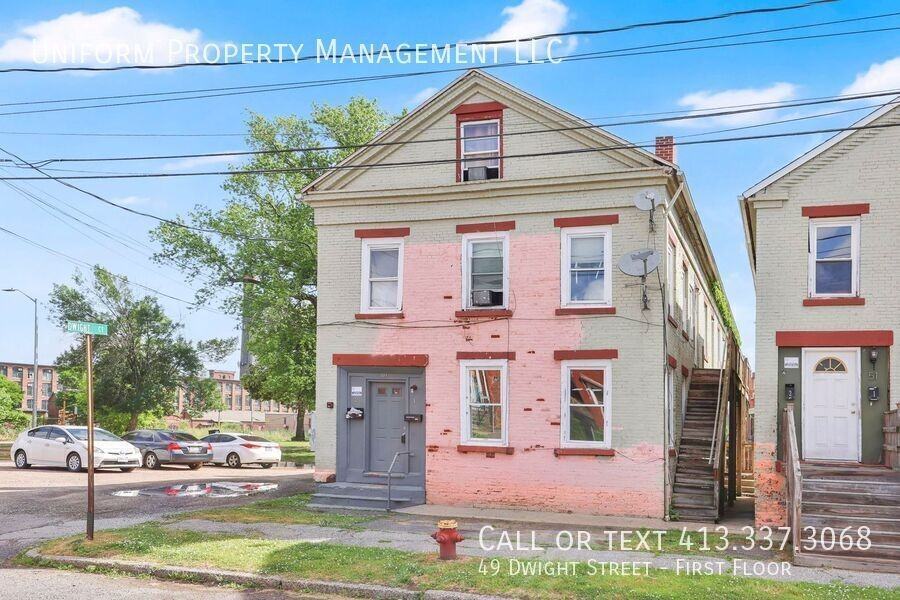 49 Dwight St #1stFL - Photo 4 of 18