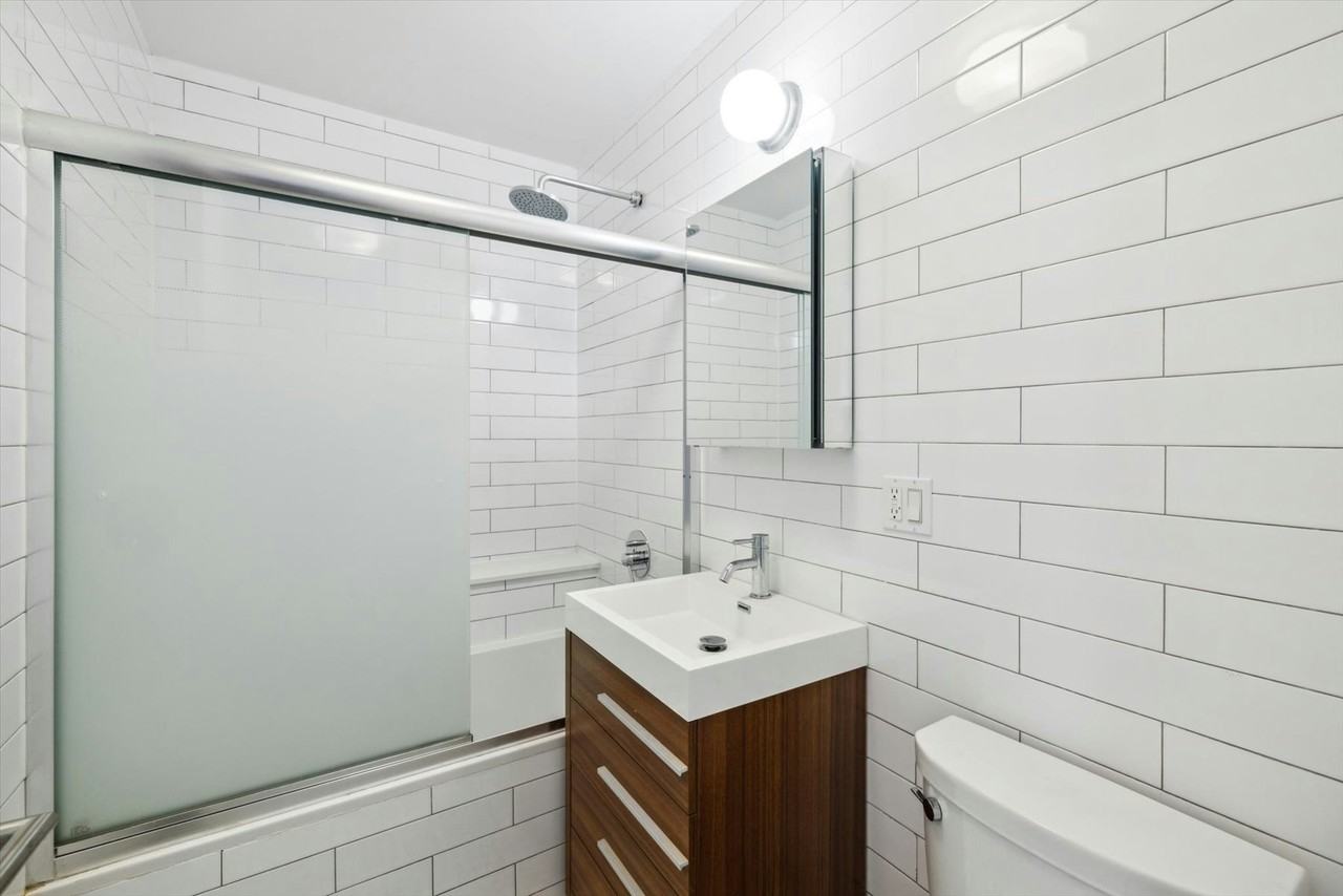 125 S 1st St #3 - Photo 7 of 11