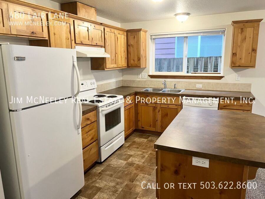480 S Lair Ln - Photo 4 of 24
