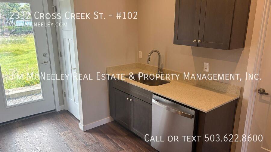 CROSS CREEK & #102 - Photo 6 of 12