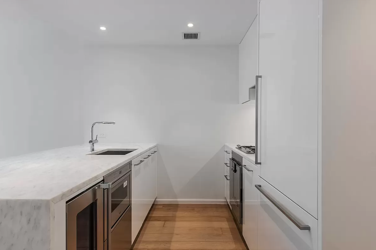 150 E 23rd St #5B - Photo 3 of 8