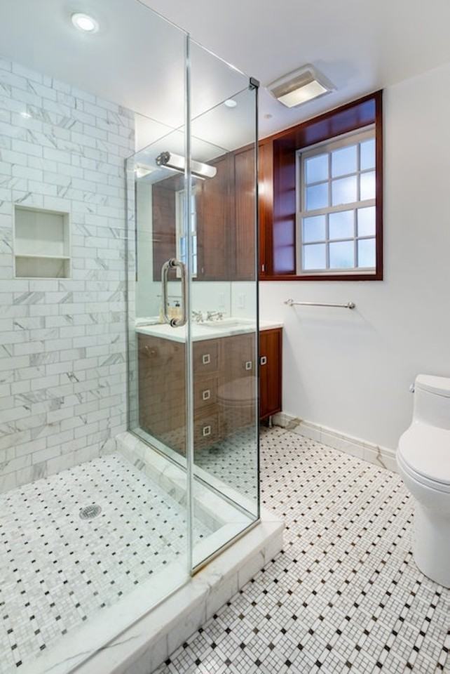 245 W 71st St - Photo 5 of 8
