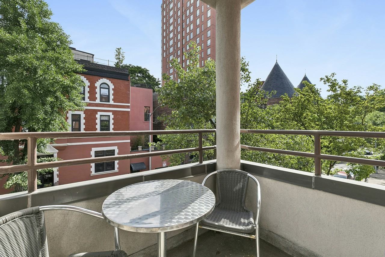 48 W 105th St #2B - Photo 3 of 9