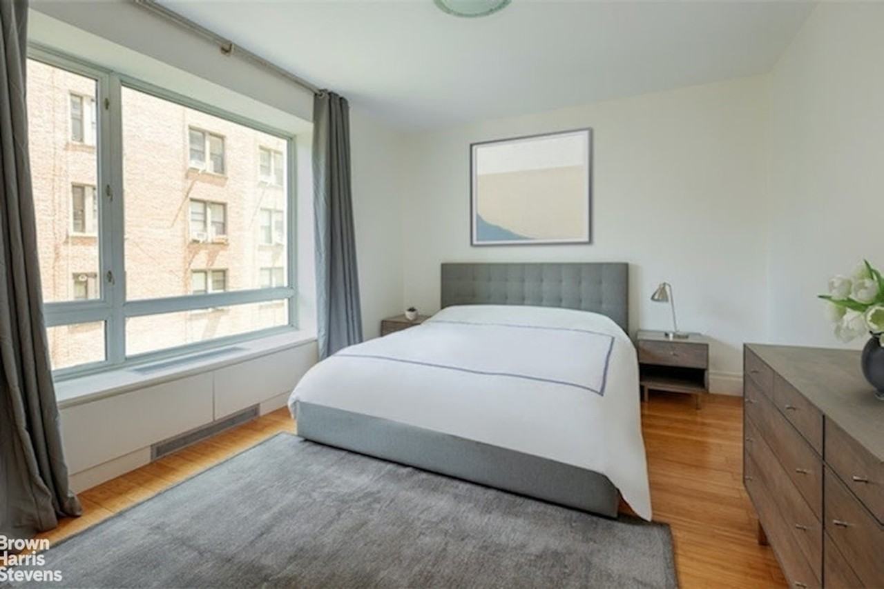 545 W 110th St #4C - Photo 3 of 7