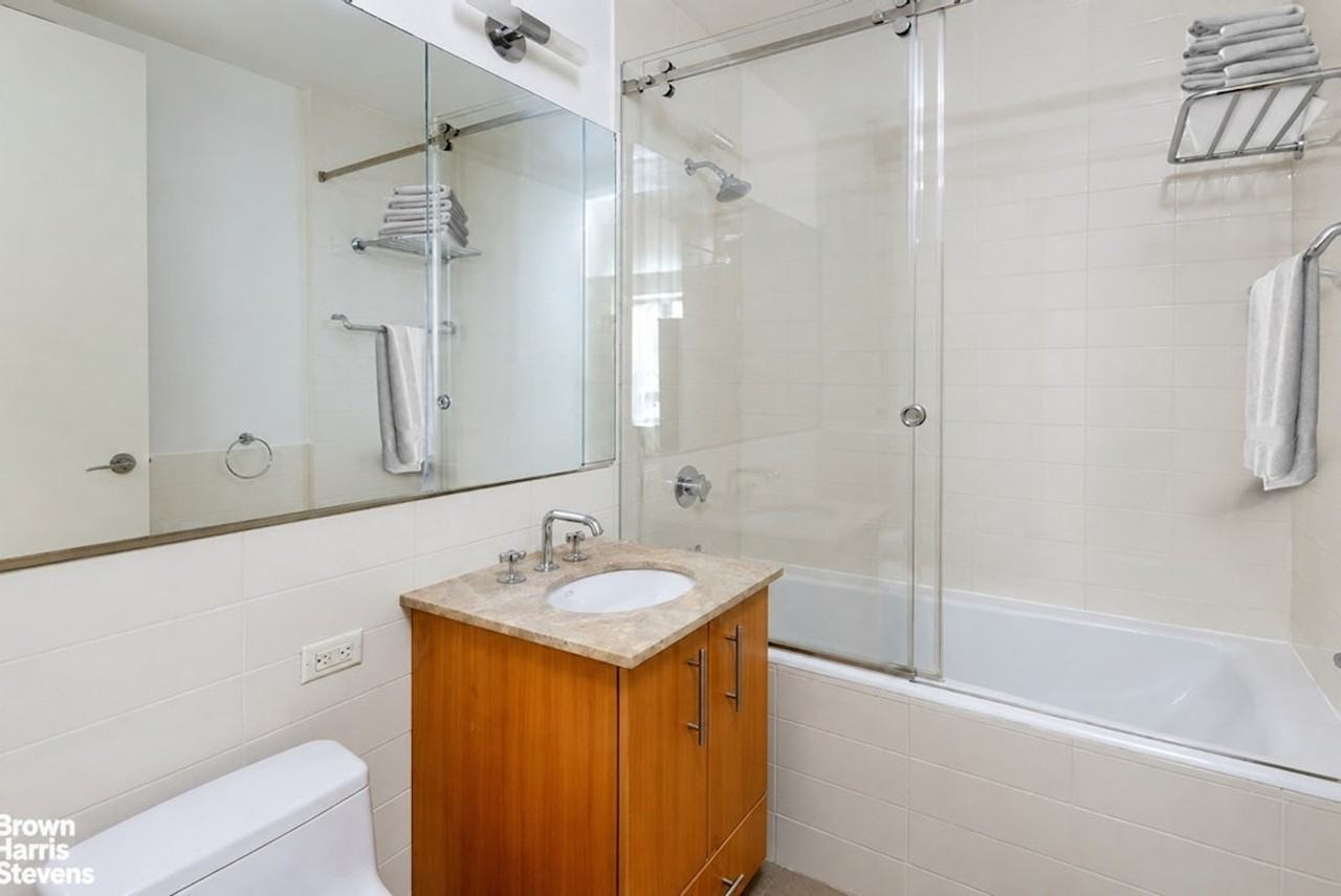 545 W 110th St #4C - Photo 4 of 7