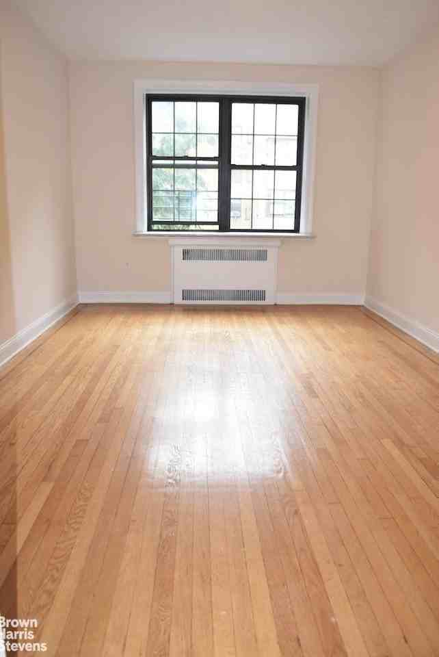 570 Fort Washington Ave #36A - Photo 6 of 12