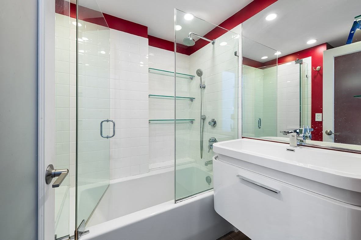 1175 York Ave #1B - Photo 3 of 7