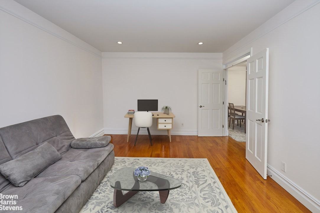 402 E 74th St #4G - Photo 2 of 7