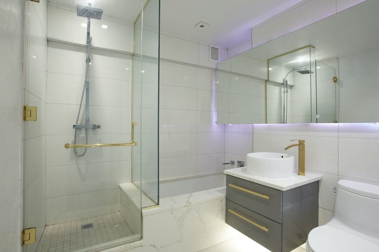 425 E 63rd St #W2E - Photo 6 of 7