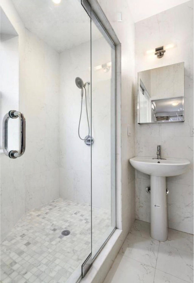 417 Manhattan Ave #B7 - Photo 4 of 4