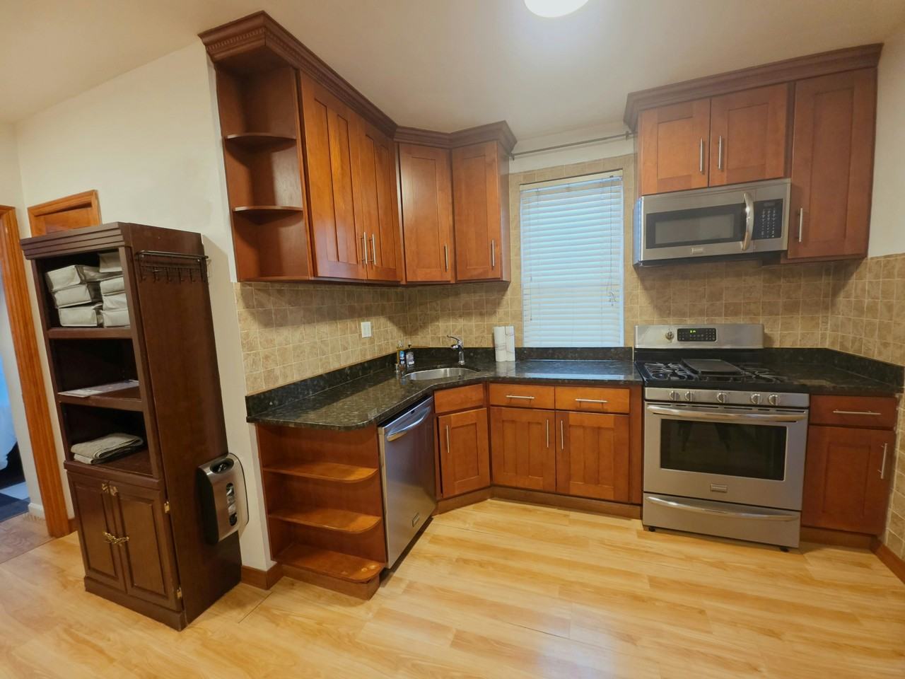 5368 Metropolitan Ave #2 - Photo 4 of 15