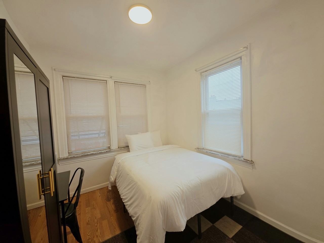 5368 Metropolitan Ave #2 - Photo 6 of 15