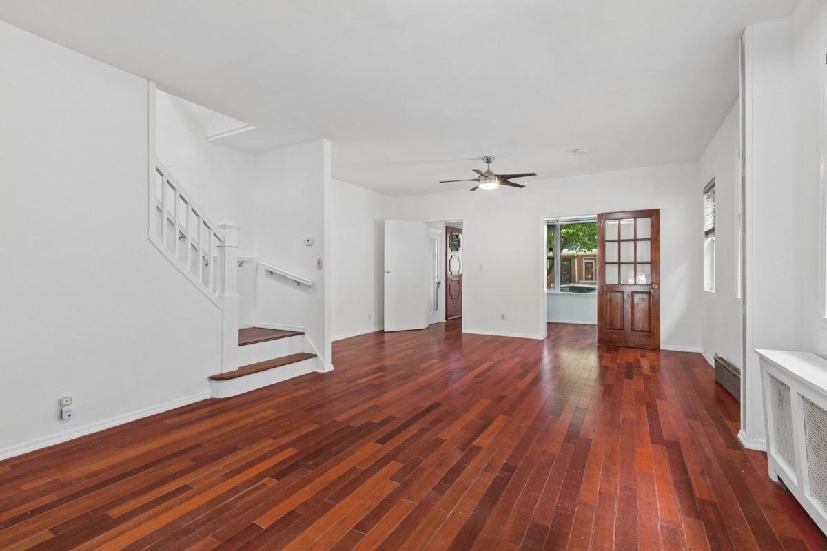 85 -20 67TH DRIVE - Photo 3 of 18