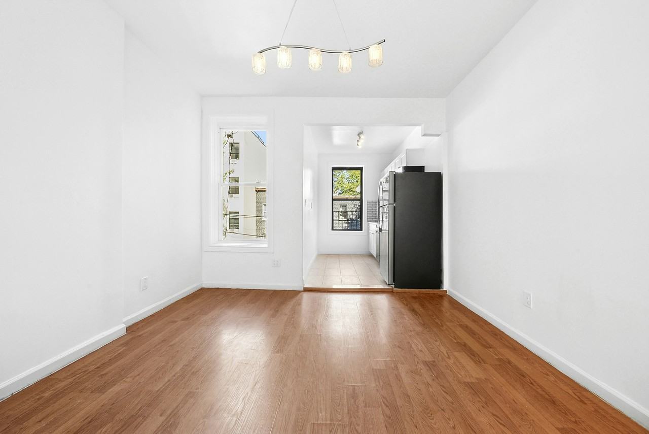 759 Putnam Ave #1L - Photo 2 of 13