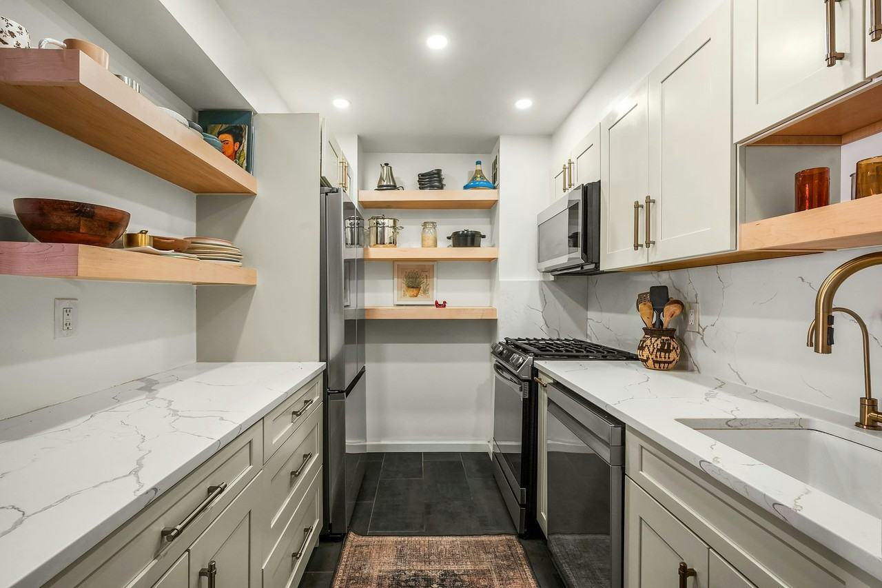1825 Madison Ave #4G - Photo 3 of 7