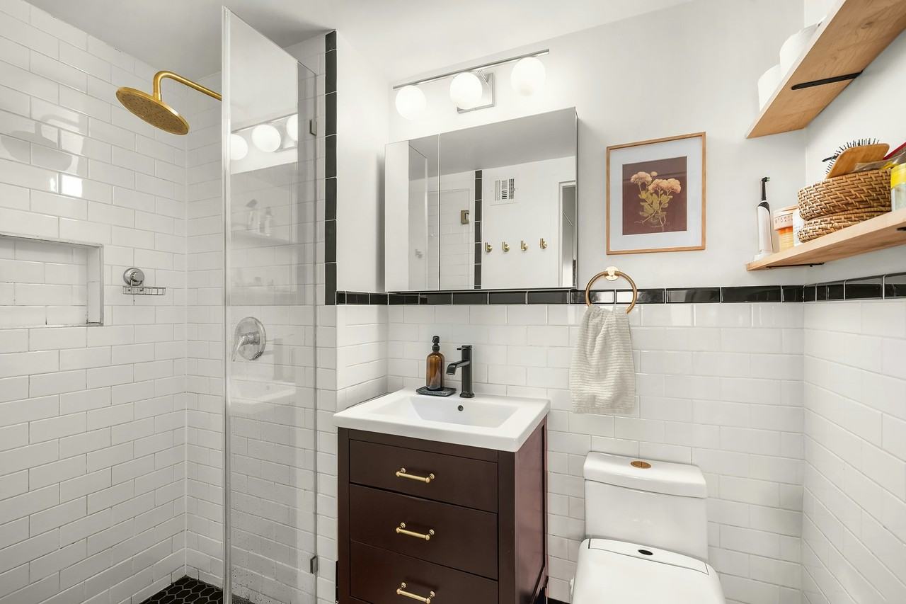 1825 Madison Ave #4G - Photo 5 of 7