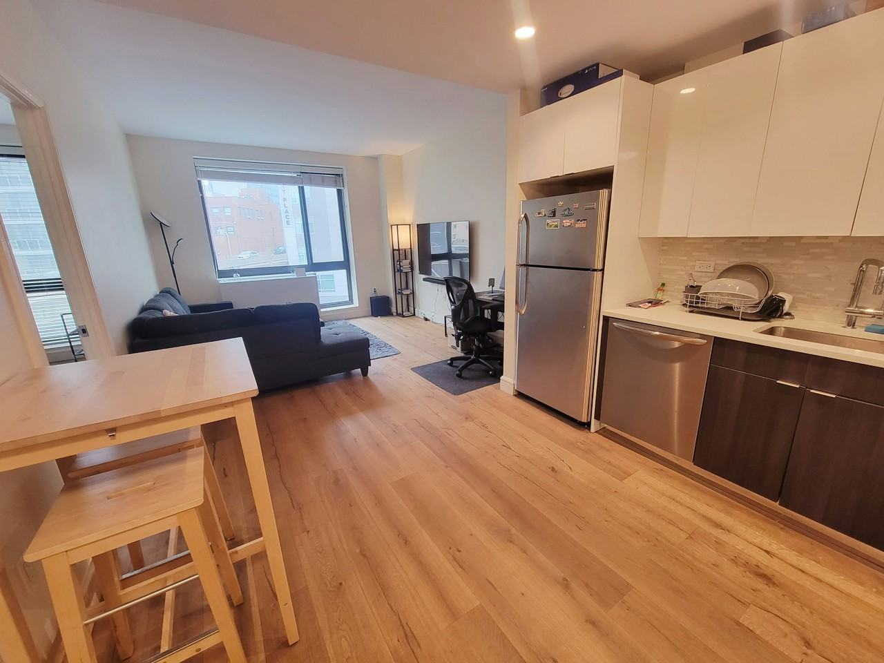 CRESCENT STREET/27TH STREET #310 - Photo 3 of 14