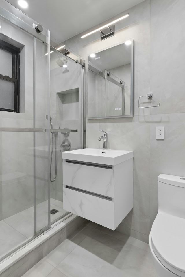 448 E 84th St #4C - Photo 4 of 4