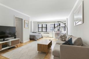 340 E 74th St Unit 7K  