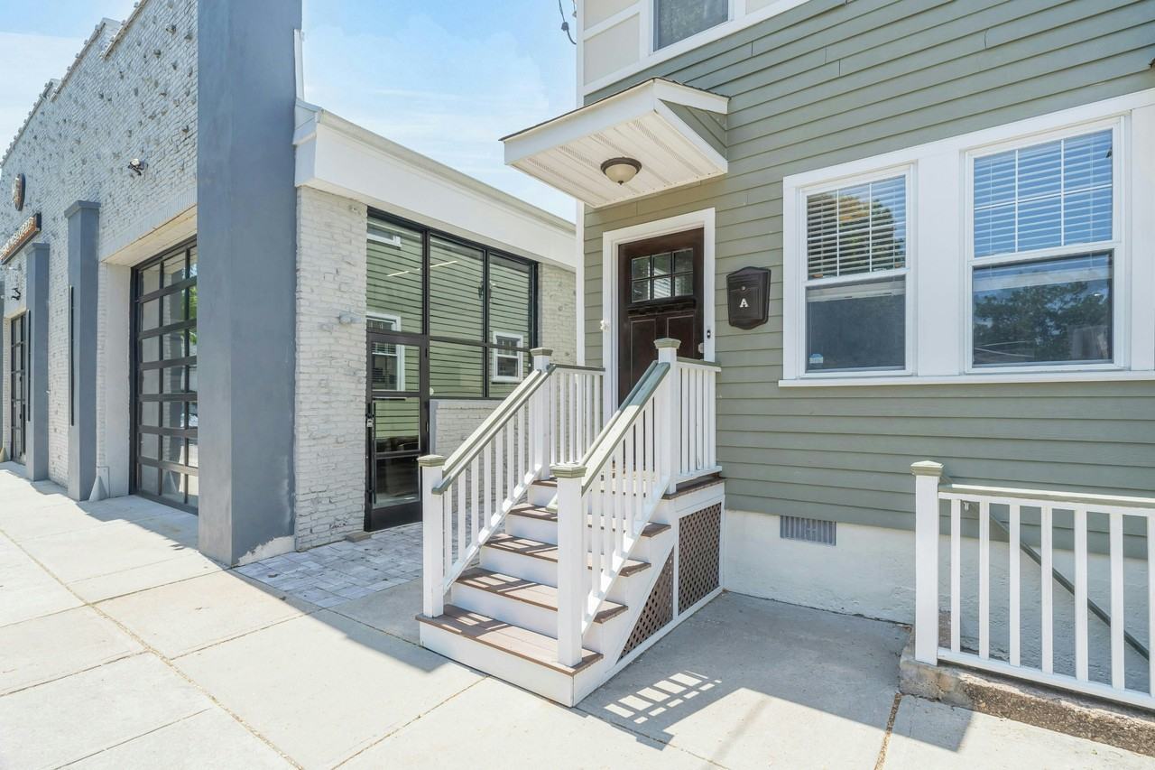 170 Pine St Apt A #A - Photo 2 of 22